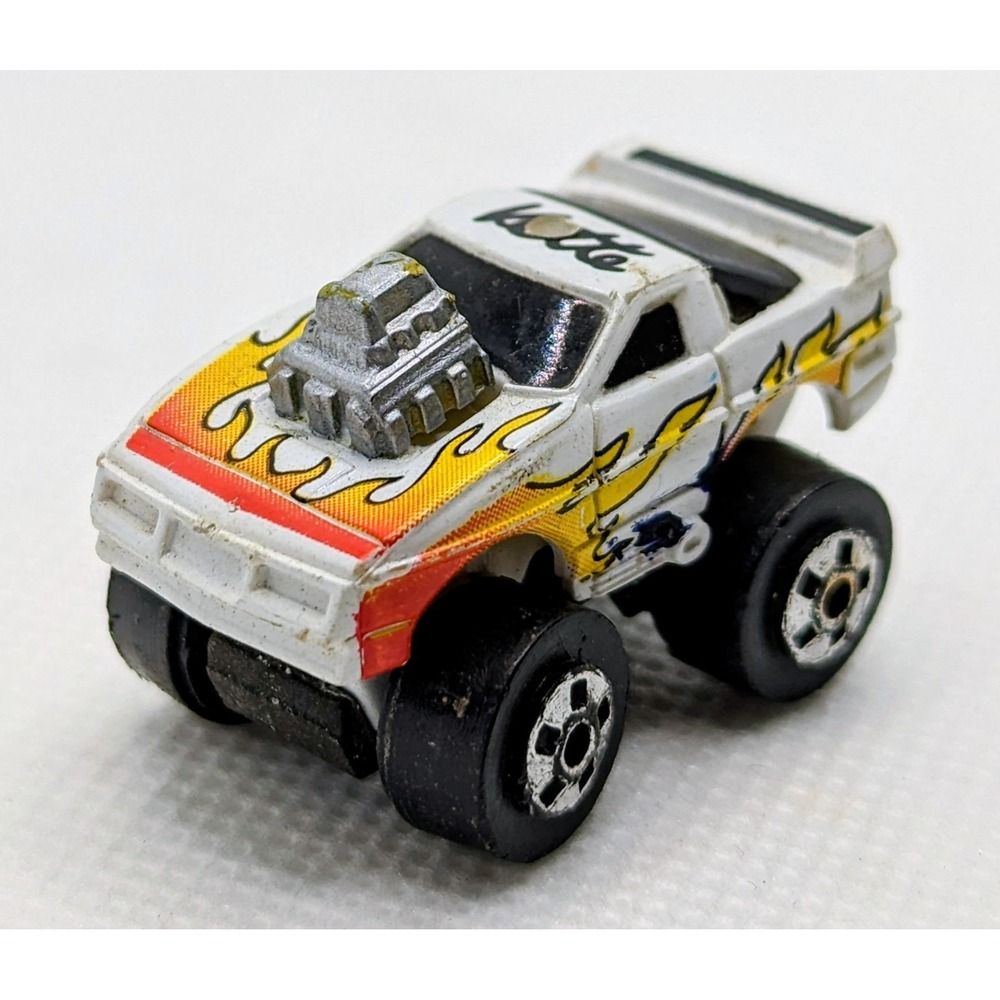 1987 Galoob Micro Machines Road Champs Chevy Corvette Flames Blown